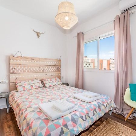 C29 - Trendy Central Apartment With Small Parking And Terrace Малага Екстер'єр фото